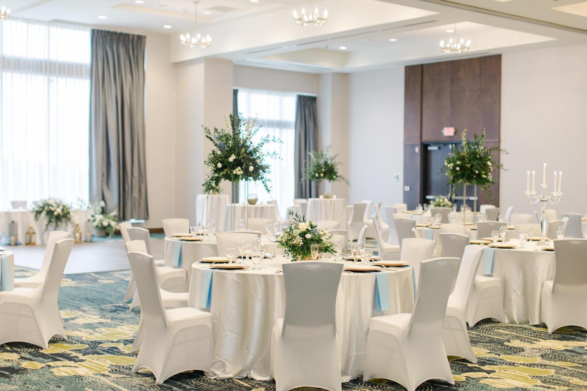 Holiday Inn Detroit Northwest - Livonia By Ihg Εξωτερικό φωτογραφία