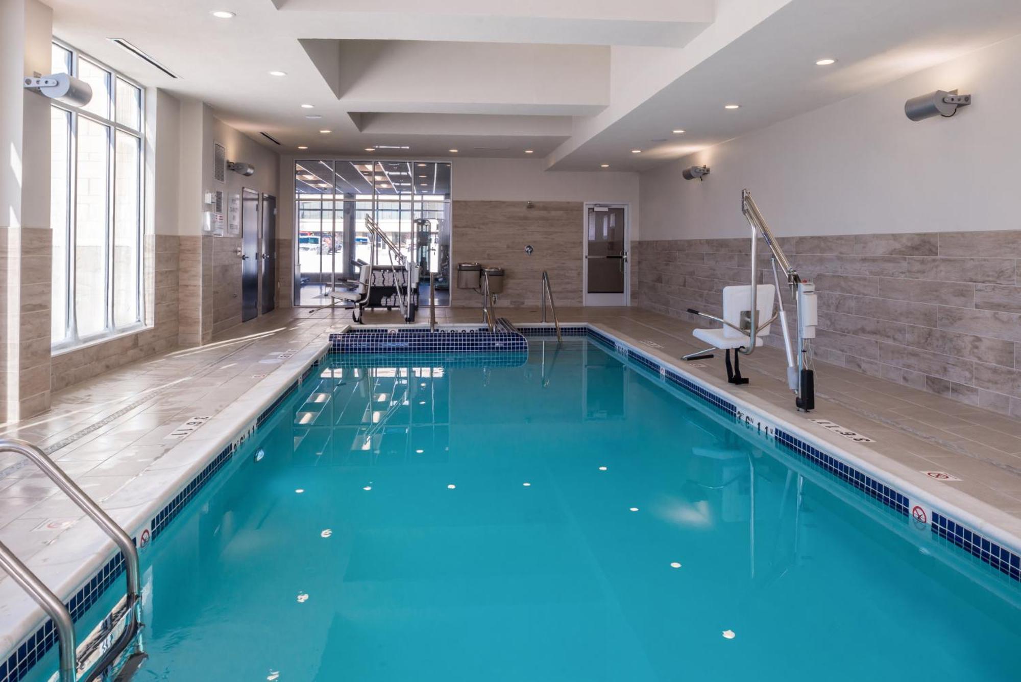 Holiday Inn Detroit Northwest - Livonia By Ihg Εξωτερικό φωτογραφία